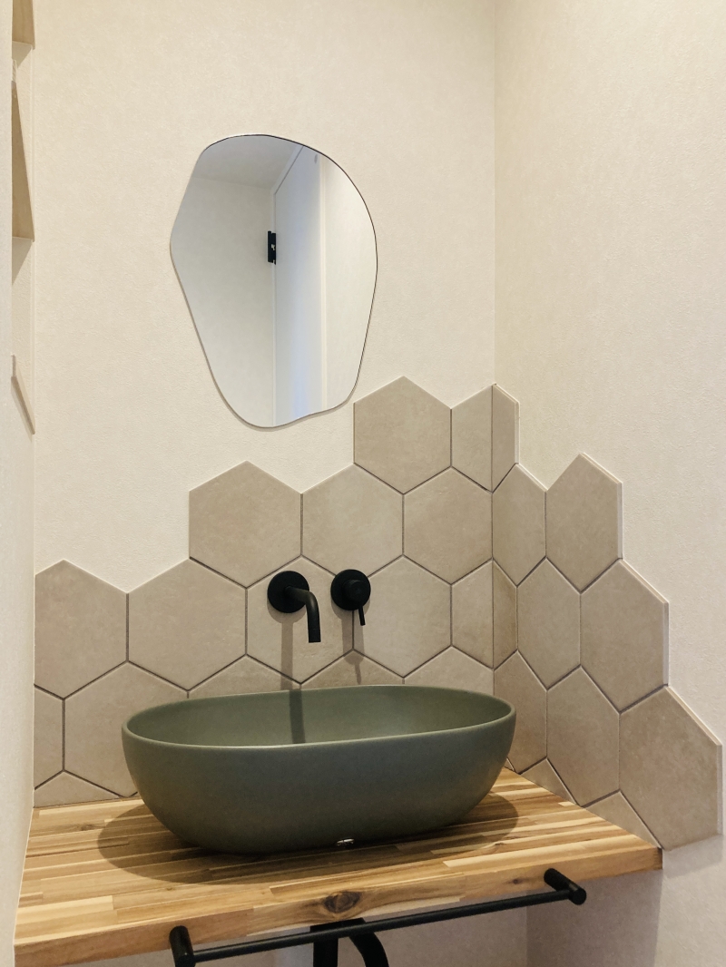 「1階洗面」の画像です。